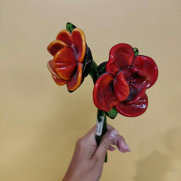 VINTAGE GLASS FLOWERS - Picture 2 of 4